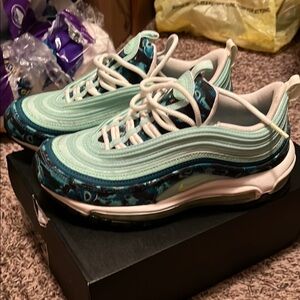 Nike Women's Air Max 97 in Teal and White grade school